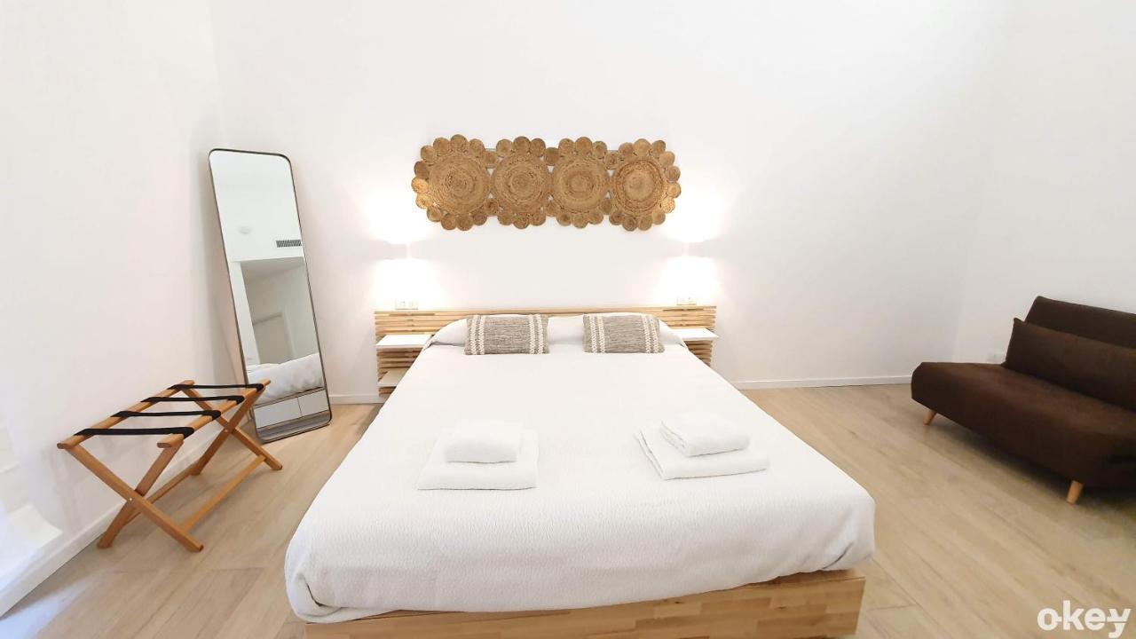 Dimora Beluga - Bari Centro Hotel Buitenkant foto