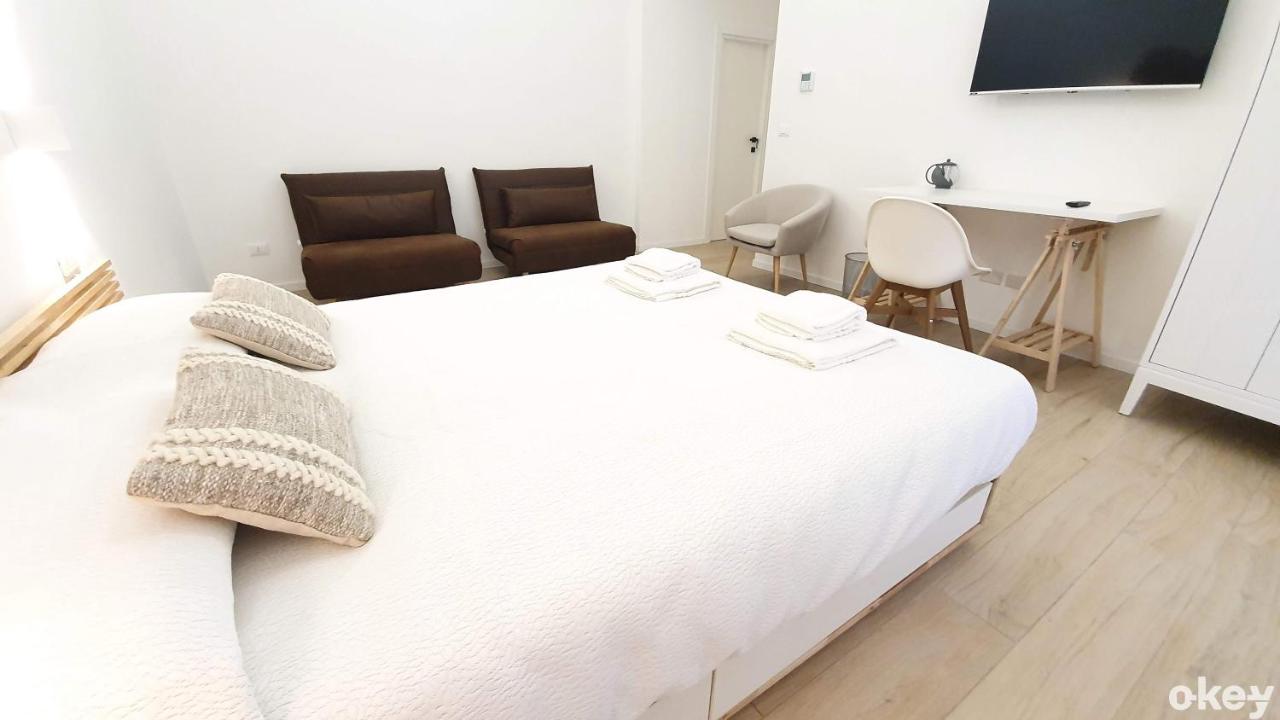 Dimora Beluga - Bari Centro Hotel Buitenkant foto