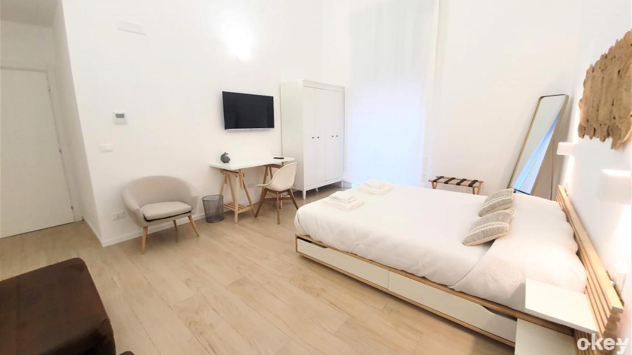 Dimora Beluga - Bari Centro Hotel Buitenkant foto